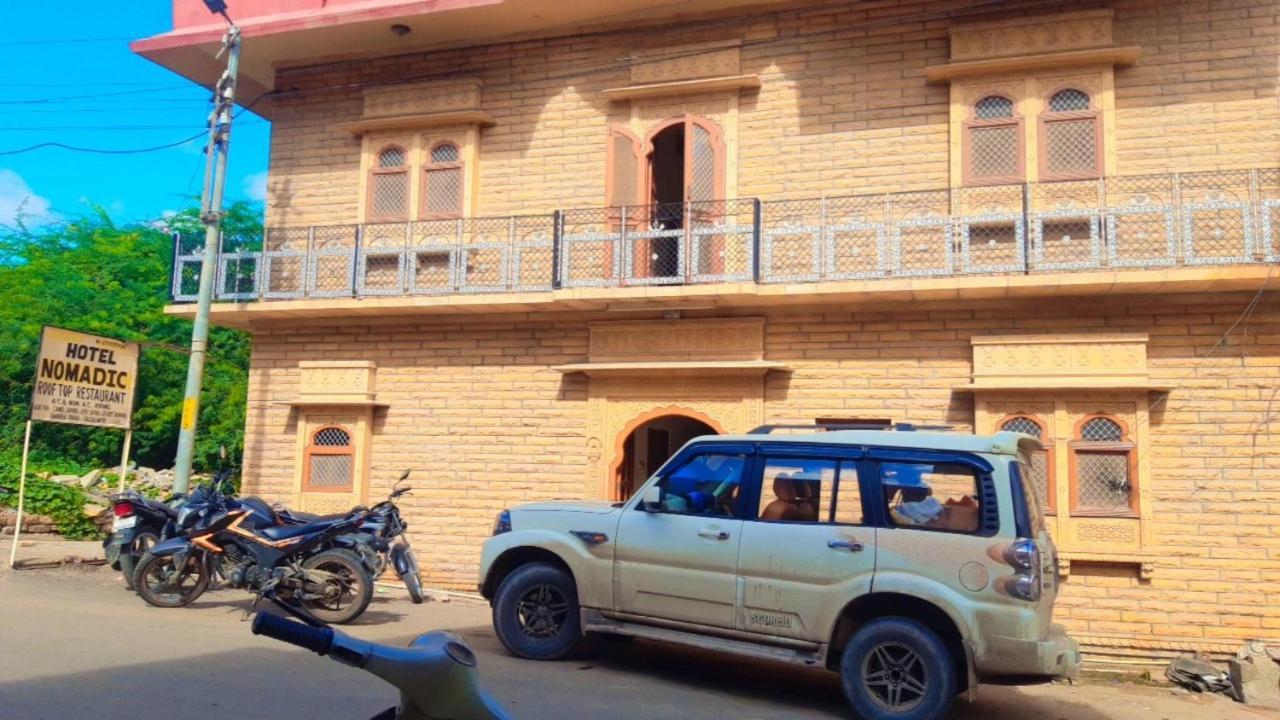 Hotel Nomadic Jaisalmer Bagian luar foto
